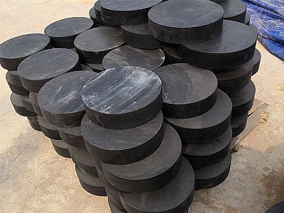 河津市板式橡胶支座由若干层橡胶片与薄钢板经加压硫化